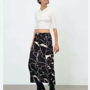 Zara Black and Cream Graphic Maxi Skirt